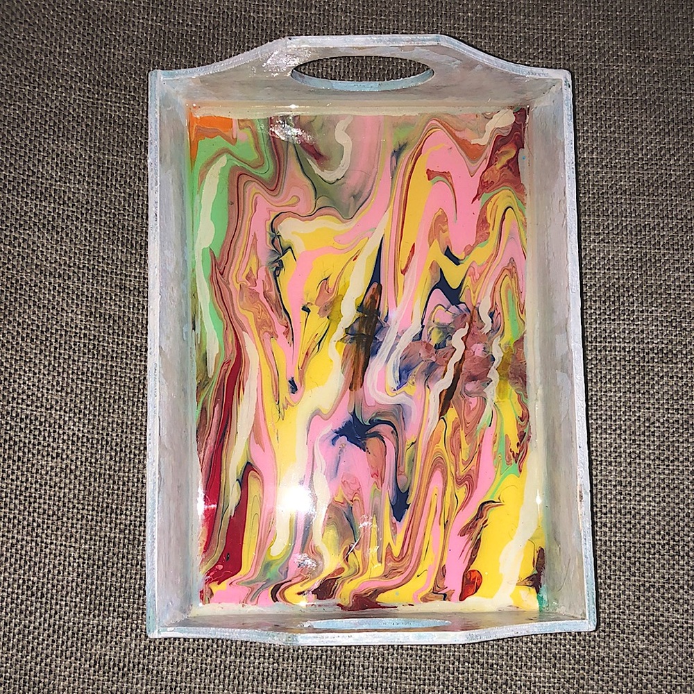 BEAUTIFUL SMALL ABSTRACT TRAY